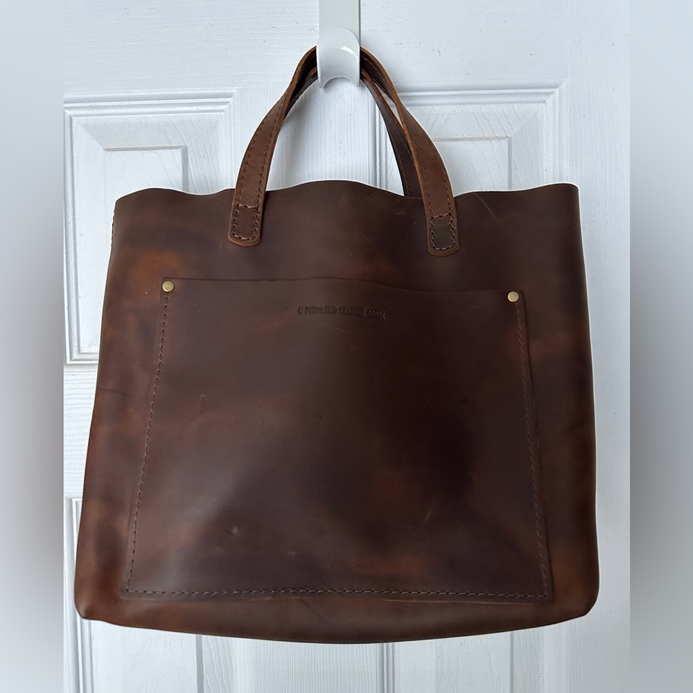 Portland Leather Goods medium crossbody - canyon EUC